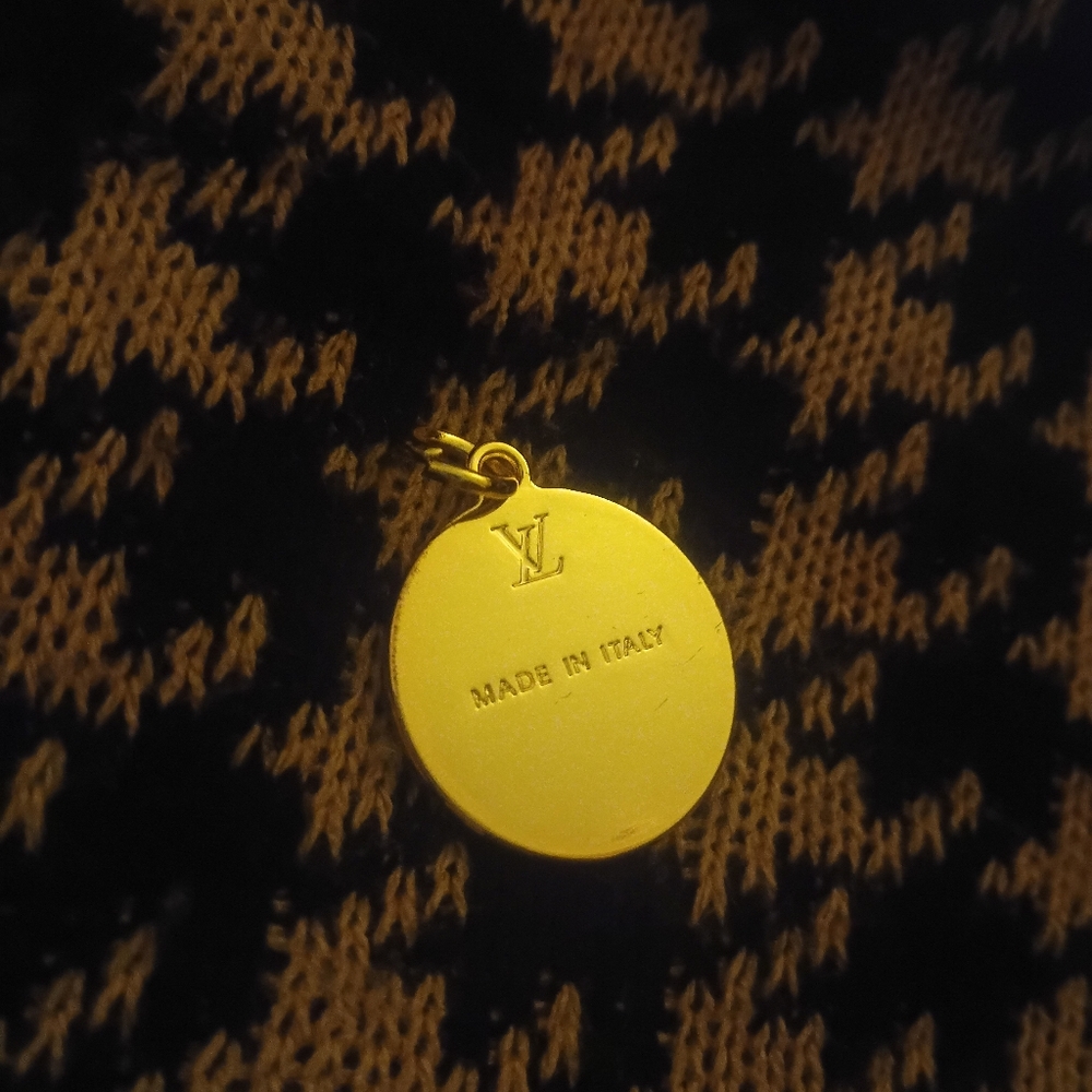 Louis Vuitton Zipper Charm - Picture 4 of 15